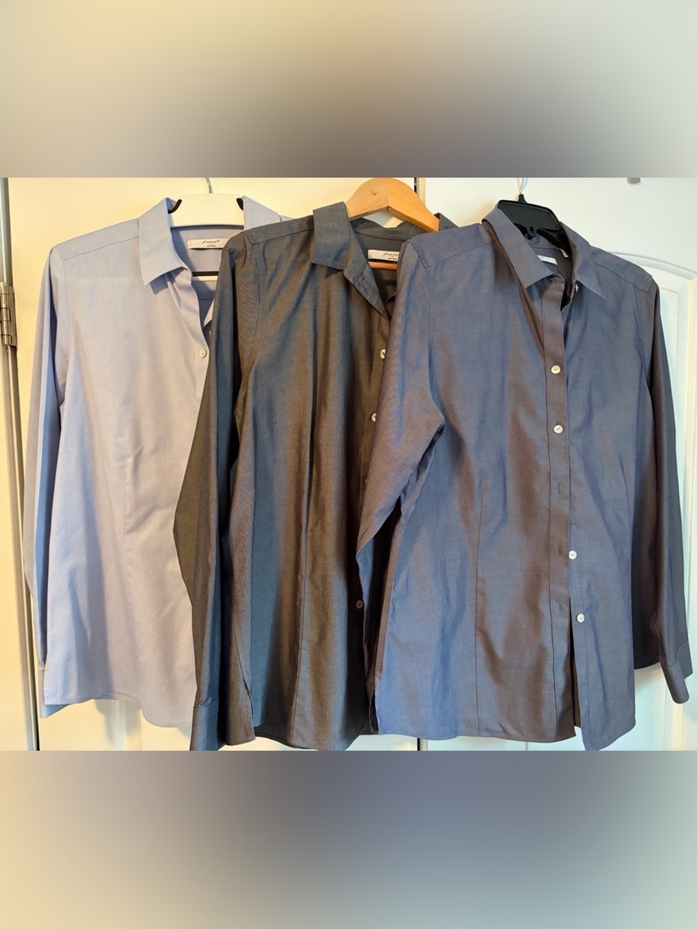 Foxcroft Button down women’s shirts (3 shirts) size 16
